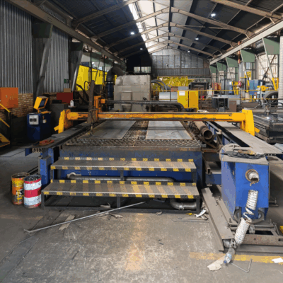 USED PLASMA MACHINE - HPR260Amp