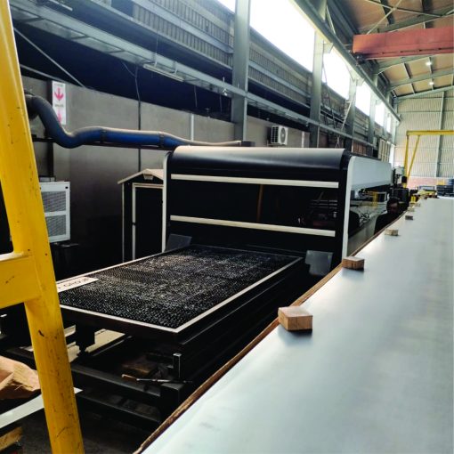 USED 3kw GWEIKE Fiber Laser Cutting Machine 3000x1500 - Image 2