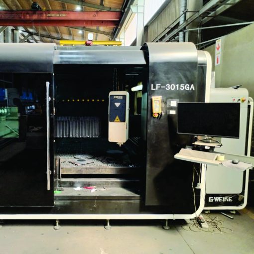 USED 3kw GWEIKE Fiber Laser Cutting Machine 3000x1500 - Image 3